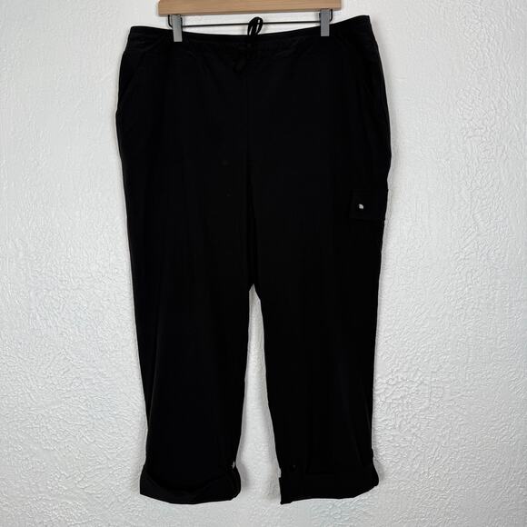 Chico's Zenergy Convertible Utility Crop Pants in Black NWT Size 3/ XL - Picture 2 of 7